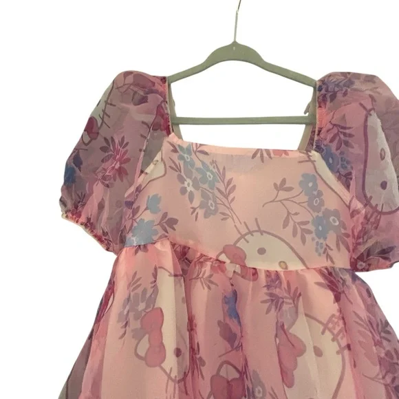 Hello Kitty Pink Garment Label - Picture 3 of 6